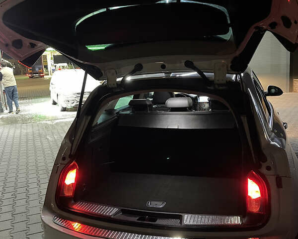 Білий Опель Інсігнія, об'ємом двигуна 1.96 л та пробігом 300 тис. км за 8000 $, фото 35 на Automoto.ua