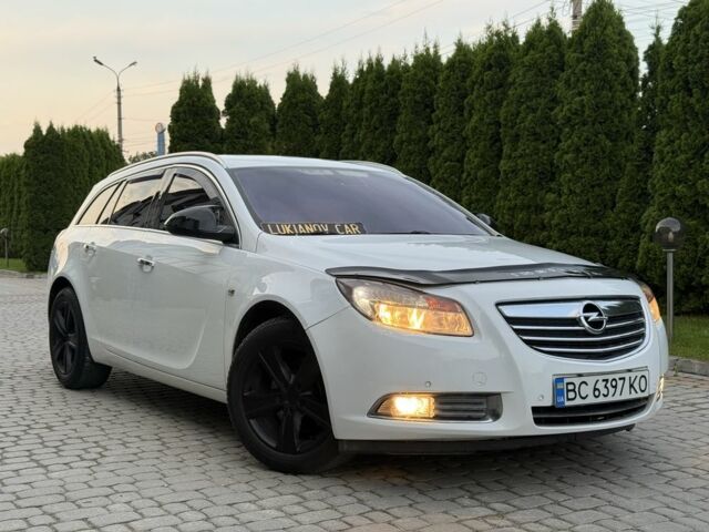 Белый Опель Инсигния, объемом двигателя 2 л и пробегом 294 тыс. км за 6499 $, фото 21 на Automoto.ua