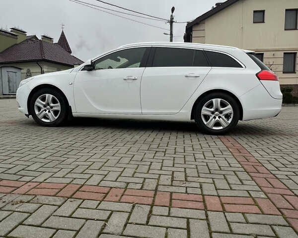 Белый Опель Инсигния, объемом двигателя 1.96 л и пробегом 323 тыс. км за 7300 $, фото 9 на Automoto.ua