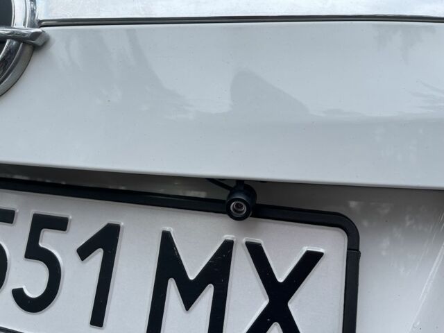 Белый Опель Инсигния, объемом двигателя 2.8 л и пробегом 265 тыс. км за 6500 $, фото 9 на Automoto.ua