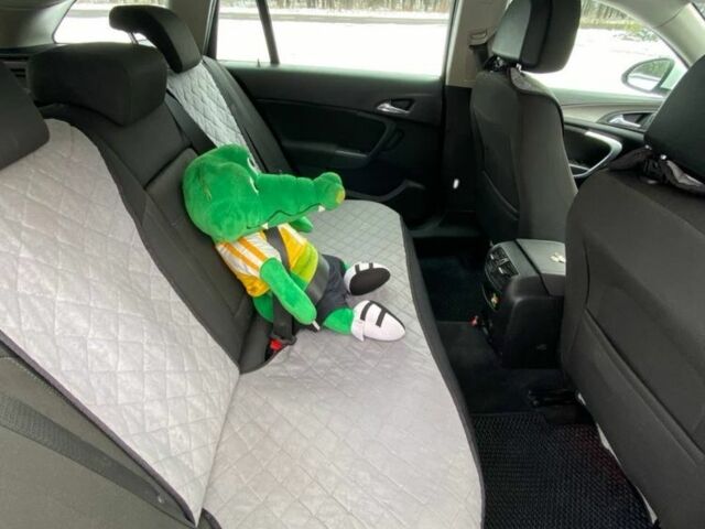 Белый Опель Инсигния, объемом двигателя 2 л и пробегом 310 тыс. км за 6800 $, фото 2 на Automoto.ua