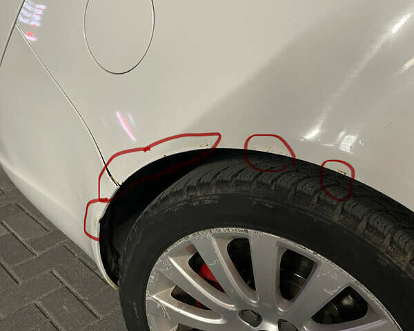 Білий Опель Інсігнія, об'ємом двигуна 1.96 л та пробігом 300 тис. км за 8000 $, фото 4 на Automoto.ua