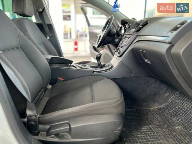 Білий Опель Інсігнія, об'ємом двигуна 2 л та пробігом 290 тис. км за 7900 $, фото 15 на Automoto.ua