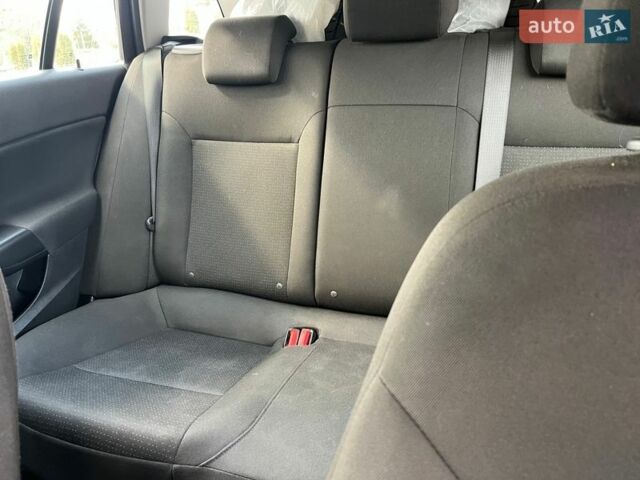 Белый Опель Инсигния, объемом двигателя 1.96 л и пробегом 236 тыс. км за 7800 $, фото 23 на Automoto.ua