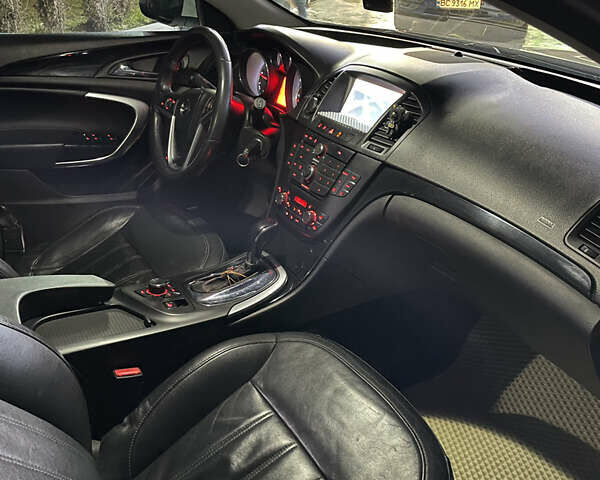 Білий Опель Інсігнія, об'ємом двигуна 1.96 л та пробігом 300 тис. км за 8000 $, фото 39 на Automoto.ua