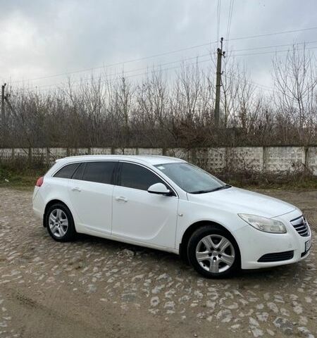 Белый Опель Инсигния, объемом двигателя 1.96 л и пробегом 230 тыс. км за 7500 $, фото 7 на Automoto.ua