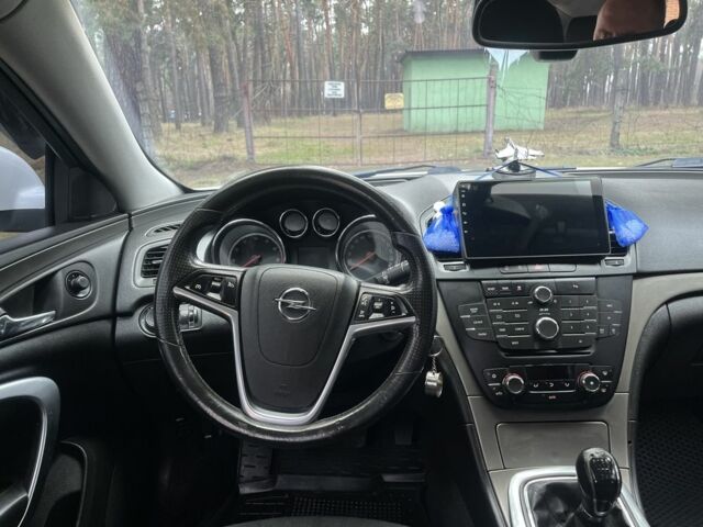 Белый Опель Инсигния, объемом двигателя 2.8 л и пробегом 265 тыс. км за 6500 $, фото 23 на Automoto.ua