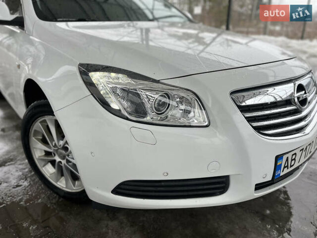 Белый Опель Инсигния, объемом двигателя 1.96 л и пробегом 235 тыс. км за 6450 $, фото 8 на Automoto.ua