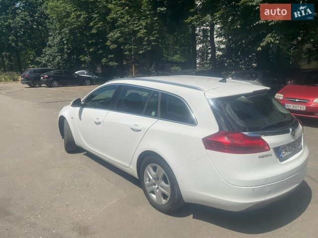 Білий Опель Інсігнія, об'ємом двигуна 1.96 л та пробігом 310 тис. км за 6500 $, фото 1 на Automoto.ua