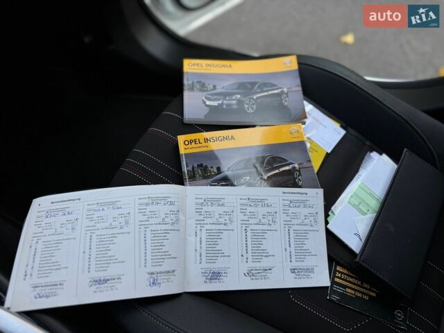 Белый Опель Инсигния, объемом двигателя 2 л и пробегом 130 тыс. км за 9300 $, фото 10 на Automoto.ua