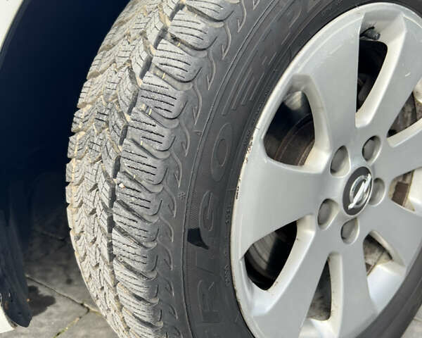 Білий Опель Інсігнія, об'ємом двигуна 1.96 л та пробігом 141 тис. км за 9800 $, фото 19 на Automoto.ua