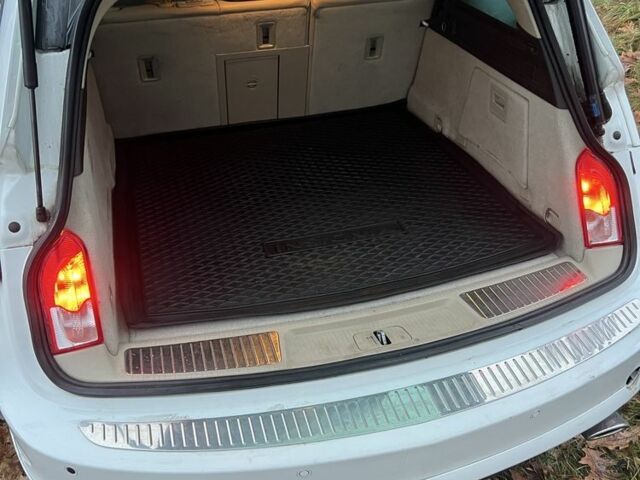 Білий Опель Інсігнія, об'ємом двигуна 0 л та пробігом 251 тис. км за 6449 $, фото 10 на Automoto.ua