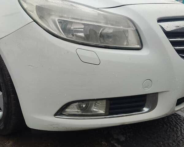 Белый Опель Инсигния, объемом двигателя 1.96 л и пробегом 324 тыс. км за 6600 $, фото 11 на Automoto.ua