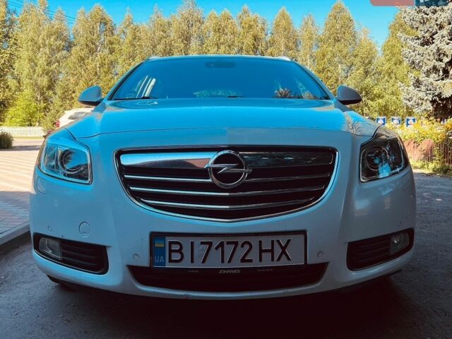 Білий Опель Інсігнія, об'ємом двигуна 1.96 л та пробігом 280 тис. км за 7500 $, фото 7 на Automoto.ua