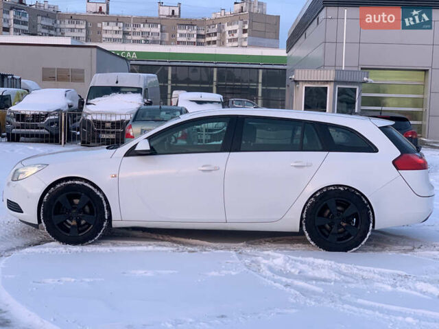 Белый Опель Инсигния, объемом двигателя 1.96 л и пробегом 276 тыс. км за 7600 $, фото 5 на Automoto.ua