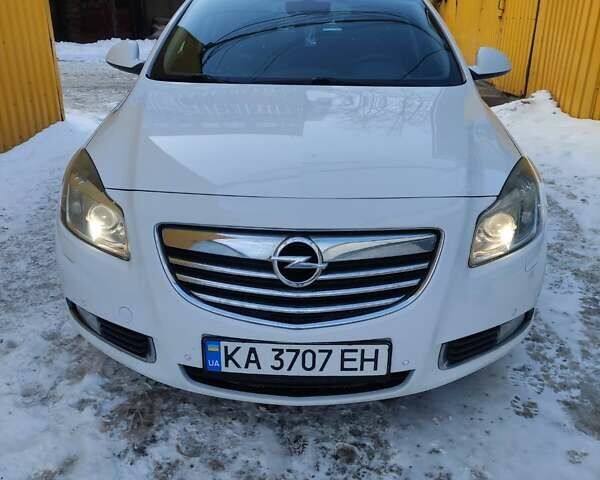 Белый Опель Инсигния, объемом двигателя 1.96 л и пробегом 302 тыс. км за 9500 $, фото 11 на Automoto.ua