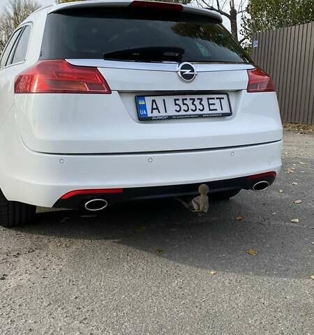 Белый Опель Инсигния, объемом двигателя 1.96 л и пробегом 274 тыс. км за 10200 $, фото 9 на Automoto.ua