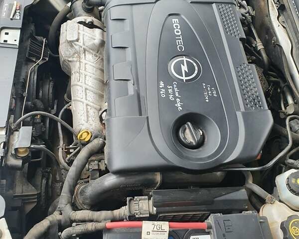 Опель Інсігнія 2012 у Мукачеве на Automoto.ua Білий Опель Інсігнія, об'ємом двигуна 2 л та пробігом 217 тис. км за 9400 $, фото 3 на Automoto.ua