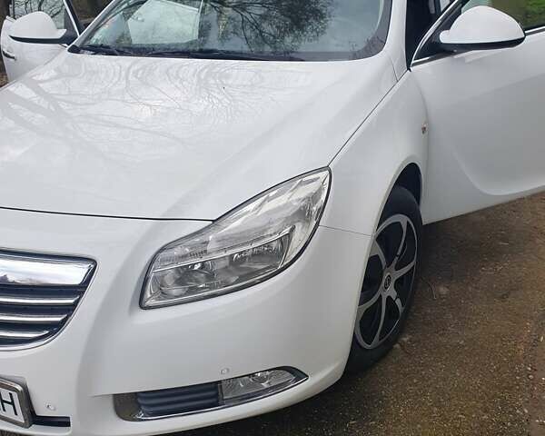 Опель Інсігнія 2012 у Мукачеве на Automoto.ua Білий Опель Інсігнія, об'ємом двигуна 2 л та пробігом 217 тис. км за 9400 $, фото 23 на Automoto.ua