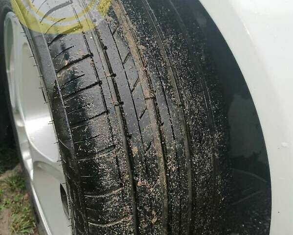 Білий Опель Інсігнія, об'ємом двигуна 1.96 л та пробігом 270 тис. км за 7700 $, фото 3 на Automoto.ua