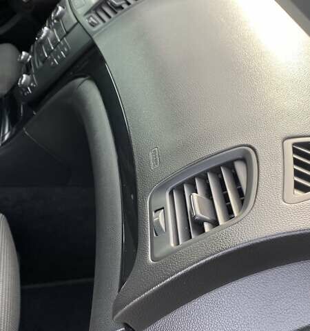 Белый Опель Инсигния, объемом двигателя 1.96 л и пробегом 274 тыс. км за 10200 $, фото 34 на Automoto.ua