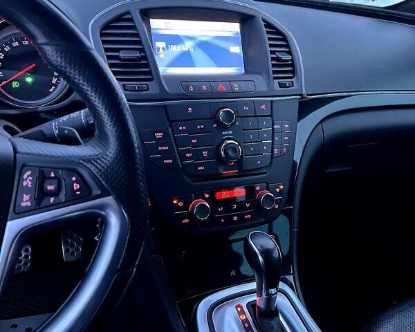 Белый Опель Инсигния, объемом двигателя 1.96 л и пробегом 326 тыс. км за 7600 $, фото 13 на Automoto.ua