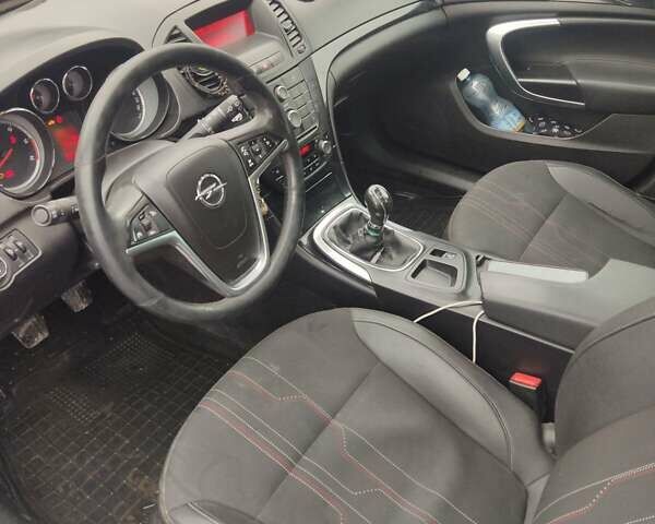 Белый Опель Инсигния, объемом двигателя 1.96 л и пробегом 324 тыс. км за 6600 $, фото 17 на Automoto.ua