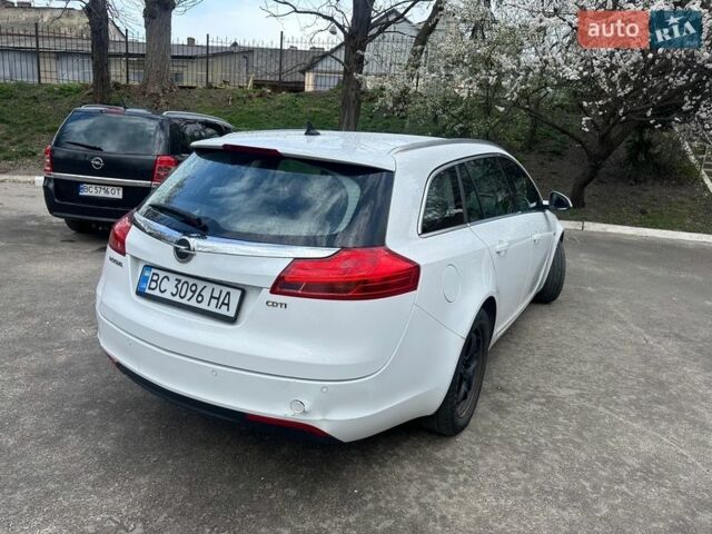 Білий Опель Інсігнія, об'ємом двигуна 1.96 л та пробігом 264 тис. км за 6000 $, фото 3 на Automoto.ua