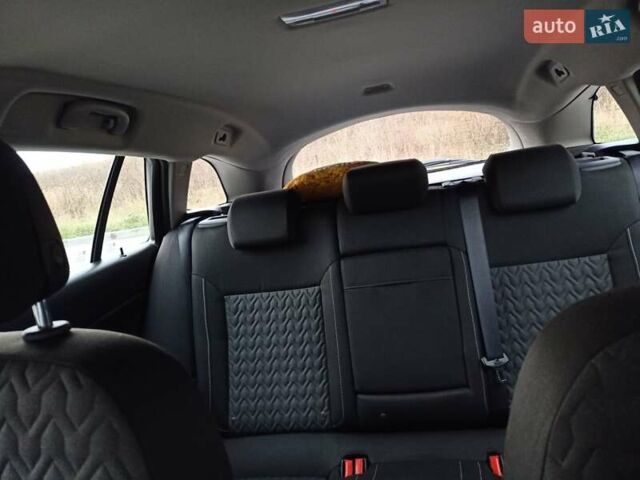 Белый Опель Инсигния, объемом двигателя 1.96 л и пробегом 265 тыс. км за 10300 $, фото 24 на Automoto.ua