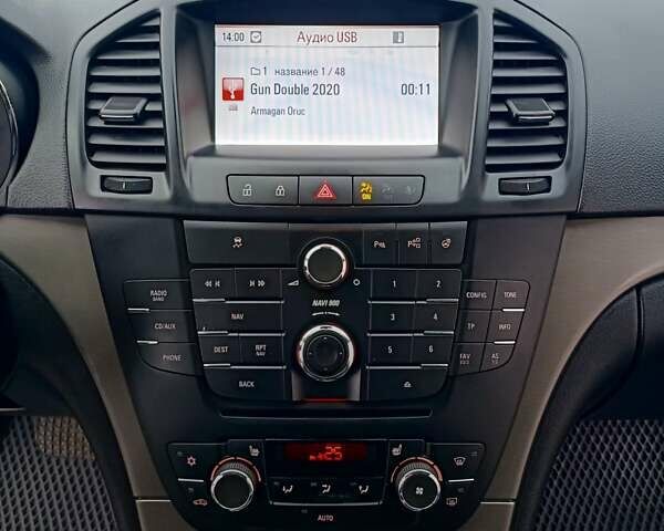 Белый Опель Инсигния, объемом двигателя 1.96 л и пробегом 265 тыс. км за 10300 $, фото 10 на Automoto.ua