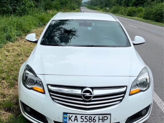 Білий Опель Інсігнія, об'ємом двигуна 2 л та пробігом 270 тис. км за 9000 $, фото 1 на Automoto.ua