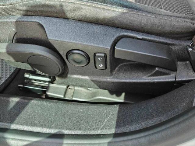 Білий Опель Інсігнія, об'ємом двигуна 2 л та пробігом 316 тис. км за 7800 $, фото 18 на Automoto.ua