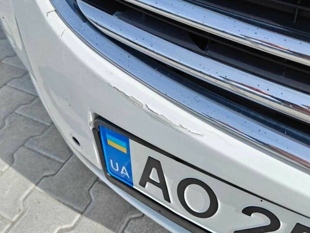 Білий Опель Інсігнія, об'ємом двигуна 2 л та пробігом 316 тис. км за 7800 $, фото 22 на Automoto.ua