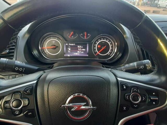 Белый Опель Инсигния, объемом двигателя 2 л и пробегом 220 тыс. км за 8600 $, фото 8 на Automoto.ua