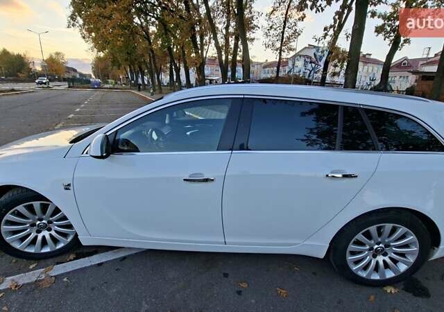 Белый Опель Инсигния, объемом двигателя 1.96 л и пробегом 246 тыс. км за 12800 $, фото 7 на Automoto.ua