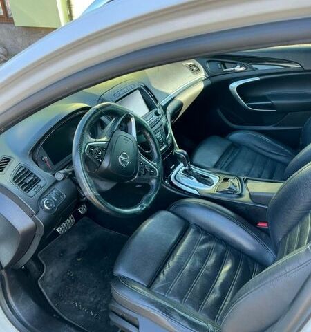 Білий Опель Інсігнія, об'ємом двигуна 1.96 л та пробігом 280 тис. км за 13500 $, фото 12 на Automoto.ua