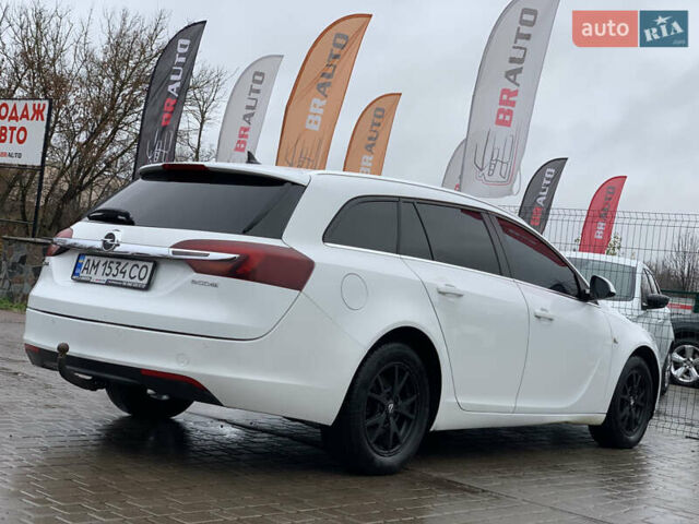 Белый Опель Инсигния, объемом двигателя 2 л и пробегом 179 тыс. км за 9399 $, фото 12 на Automoto.ua