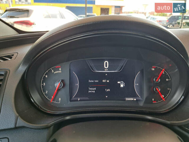 Белый Опель Инсигния, объемом двигателя 1.96 л и пробегом 204 тыс. км за 9700 $, фото 18 на Automoto.ua