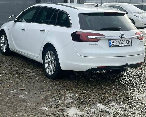 Білий Опель Інсігнія, об'ємом двигуна 2 л та пробігом 191 тис. км за 8200 $, фото 18 на Automoto.ua
