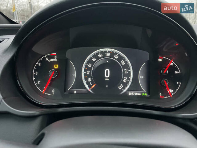 Білий Опель Інсігнія, об'ємом двигуна 1.96 л та пробігом 298 тис. км за 10800 $, фото 30 на Automoto.ua