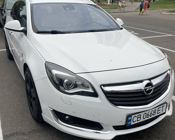 Белый Опель Инсигния, объемом двигателя 2 л и пробегом 195 тыс. км за 15200 $, фото 40 на Automoto.ua