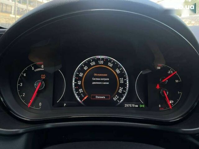 Белый Опель Инсигния, объемом двигателя 2 л и пробегом 297 тыс. км за 10700 $, фото 11 на Automoto.ua