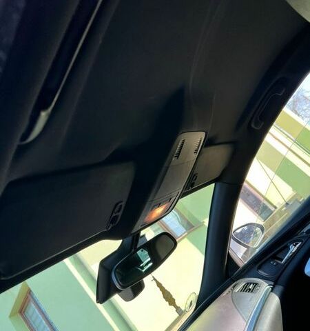 Білий Опель Інсігнія, об'ємом двигуна 1.96 л та пробігом 280 тис. км за 13500 $, фото 13 на Automoto.ua