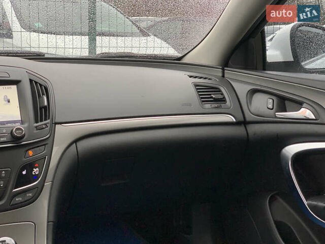 Белый Опель Инсигния, объемом двигателя 2 л и пробегом 179 тыс. км за 9399 $, фото 54 на Automoto.ua