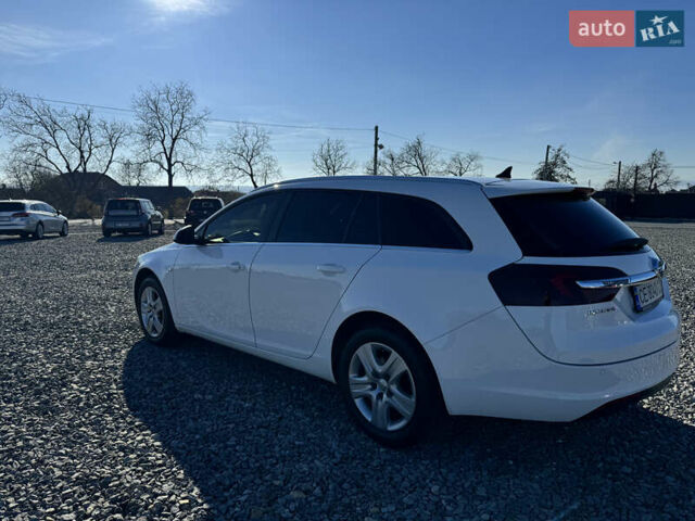 Білий Опель Інсігнія, об'ємом двигуна 1.96 л та пробігом 278 тис. км за 10000 $, фото 11 на Automoto.ua