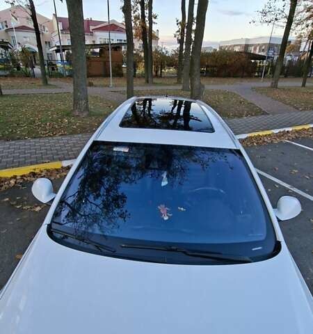 Белый Опель Инсигния, объемом двигателя 1.96 л и пробегом 246 тыс. км за 12800 $, фото 31 на Automoto.ua