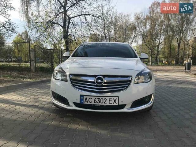 Белый Опель Инсигния, объемом двигателя 1.96 л и пробегом 214 тыс. км за 9850 $, фото 23 на Automoto.ua