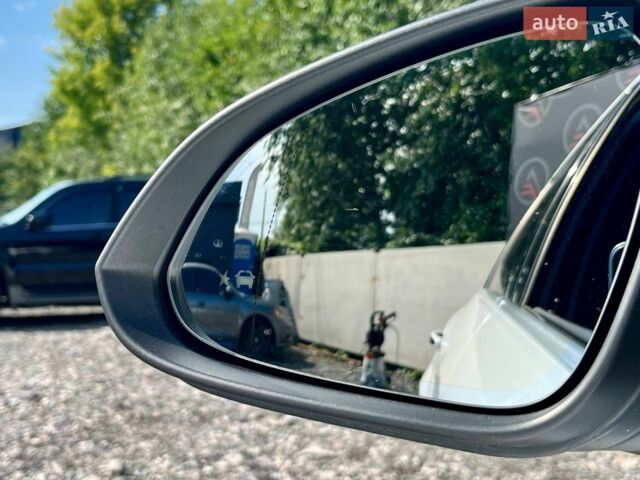 Белый Опель Инсигния, объемом двигателя 2 л и пробегом 250 тыс. км за 11890 $, фото 35 на Automoto.ua