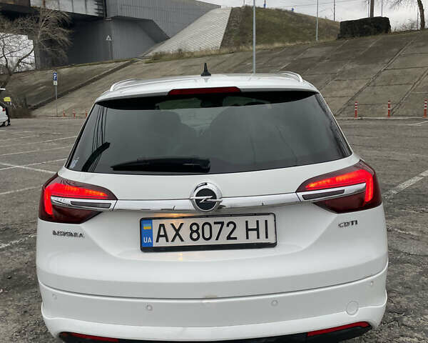 Білий Опель Інсігнія, об'ємом двигуна 1.96 л та пробігом 298 тис. км за 10800 $, фото 13 на Automoto.ua