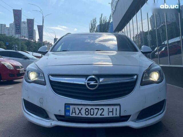 Белый Опель Инсигния, объемом двигателя 2 л и пробегом 297 тыс. км за 10700 $, фото 2 на Automoto.ua